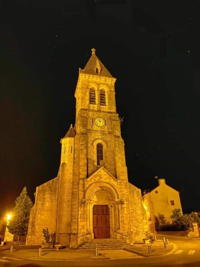 Le Gite De La Vieille Eglise De Coussergues المظهر الخارجي الصورة